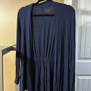 Character club cardigan